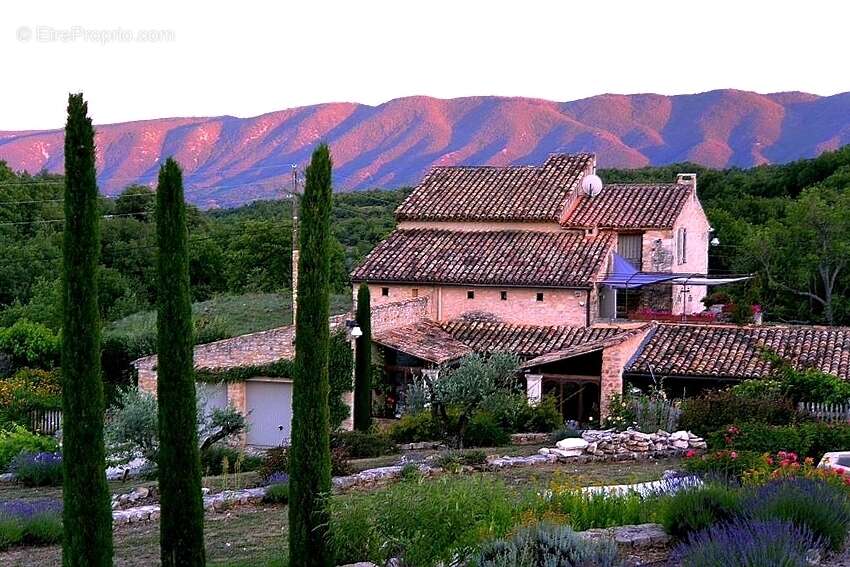 Maison à SAINT-MARTIN-DE-CASTILLON
