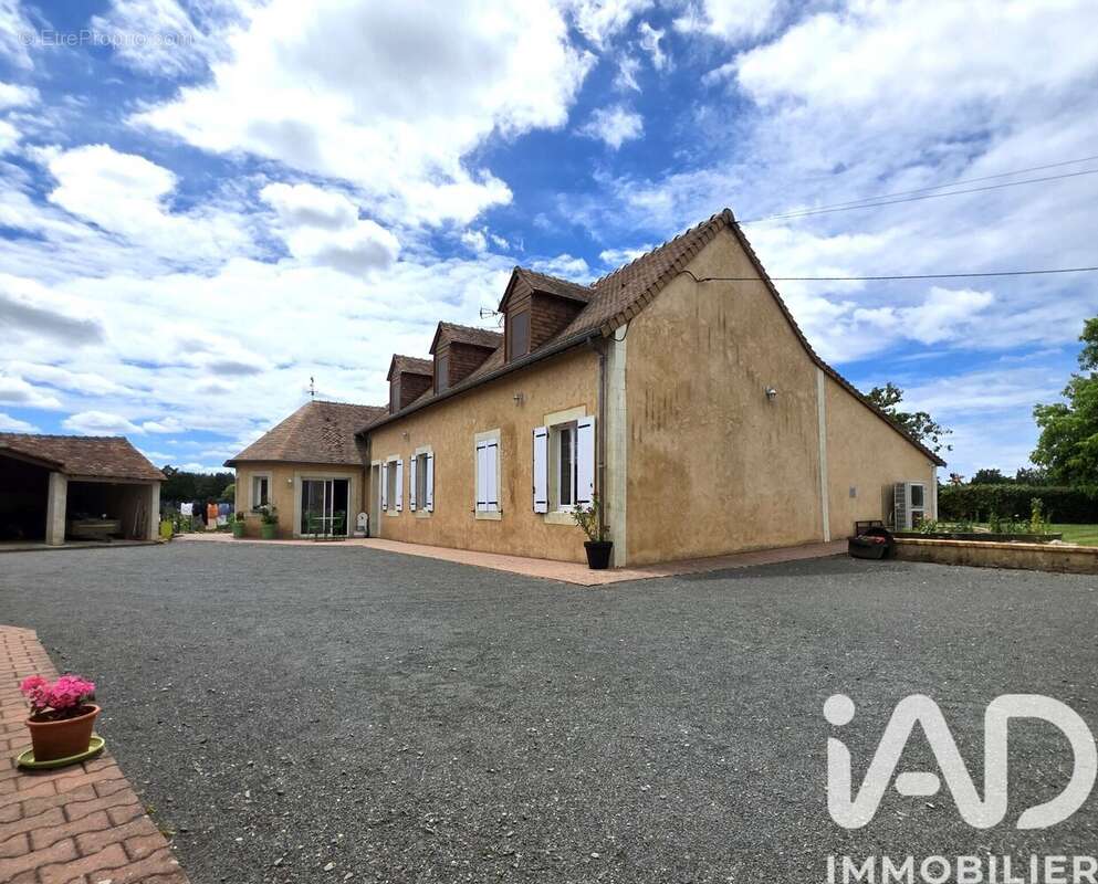 Photo 4 - Maison à MEZERAY