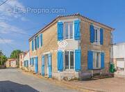 Maison à NALLIERS