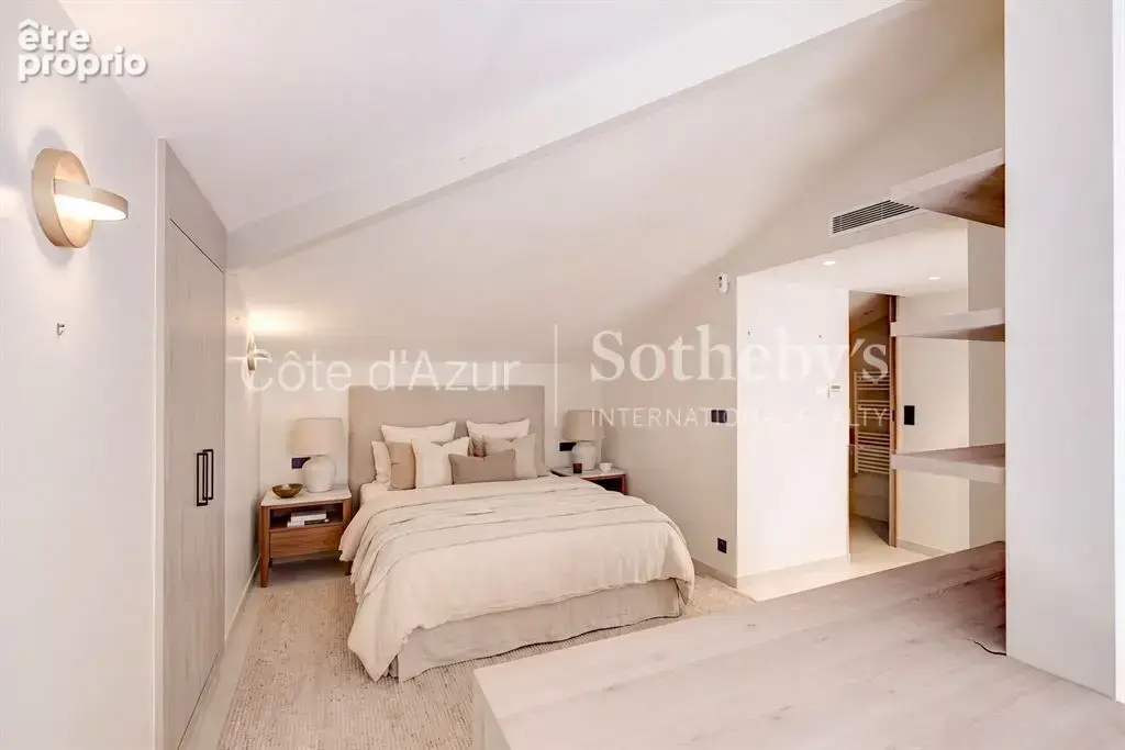 Cannes La Californie, penthouse de 4 chambres avec vue mer et deux garages - photo 10