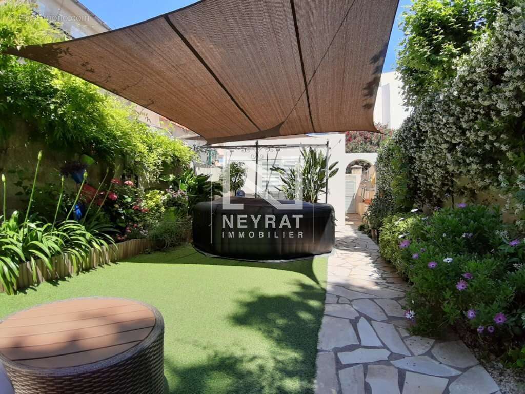 Maison à SAINT-RAPHAEL