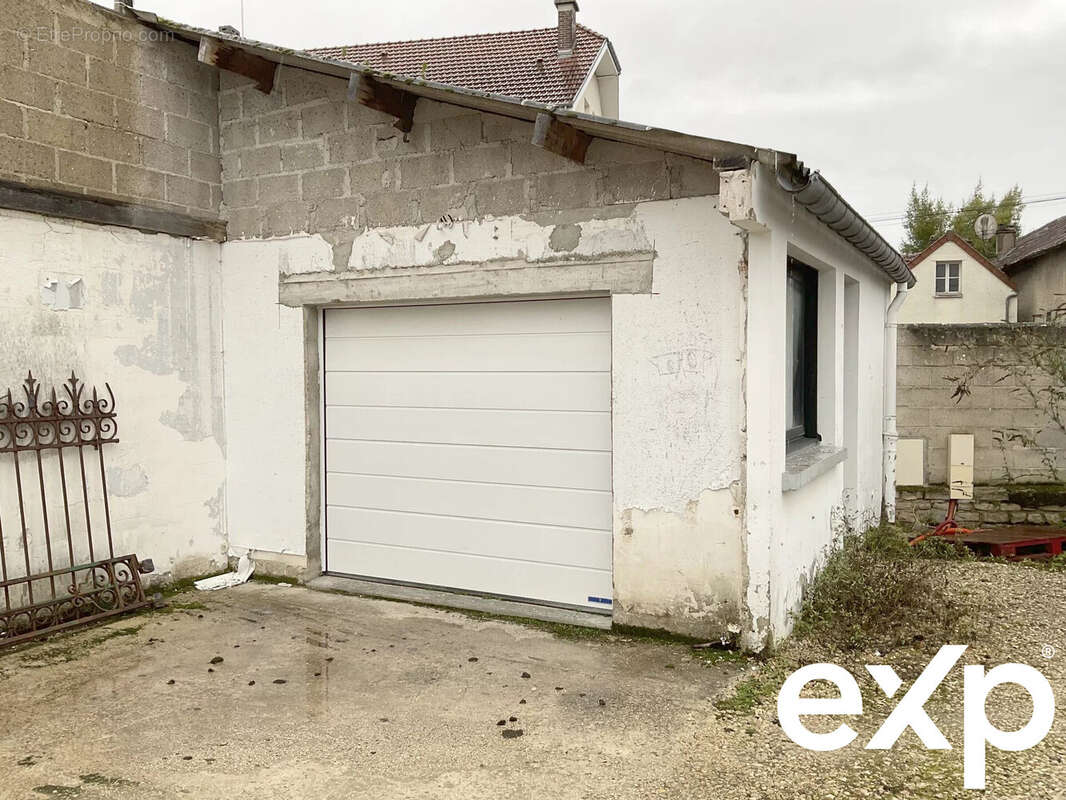 garage indépendant  - Appartement à SAINT-ANDRE-LES-VERGERS