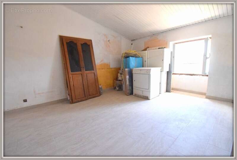 Appartement à vendre 3 pièces GRASSE dans hameau au calme - photo 2