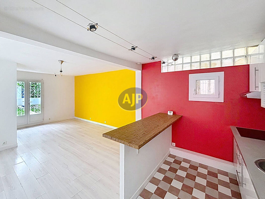 Maison à BOBIGNY