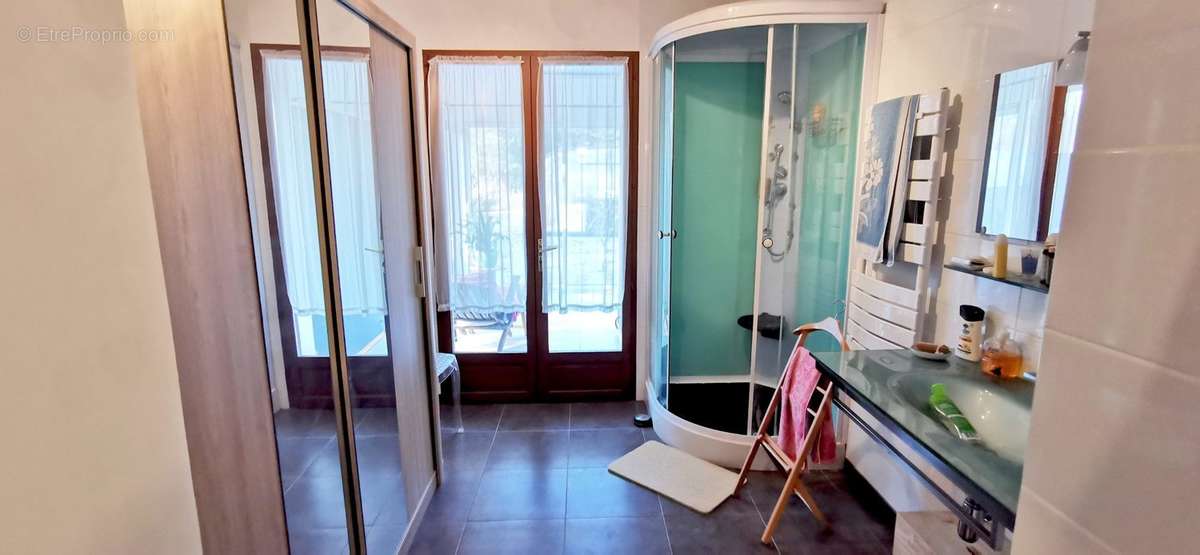 Maison à LES MONTILS