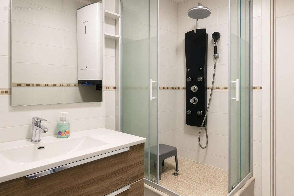 Appartement 4 pièces de 68 m² en vente à Romilly-sur-Seine - photo 7