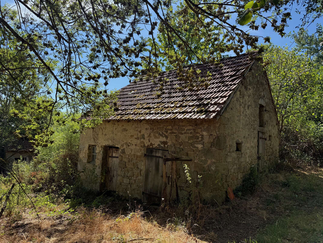 Auv 1226 : Maison typique, grange, puits, calme, vue, 3 849m2 - photo 76