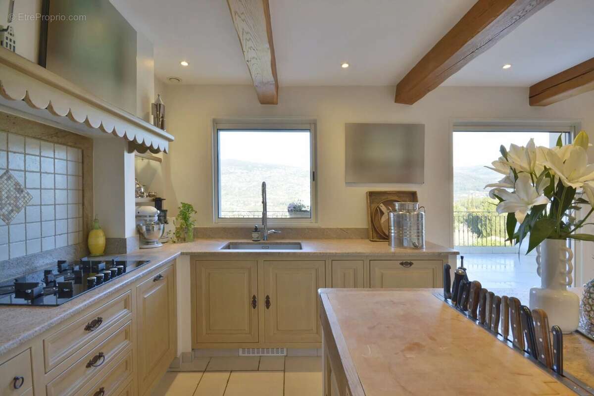 Maison à PEYMEINADE