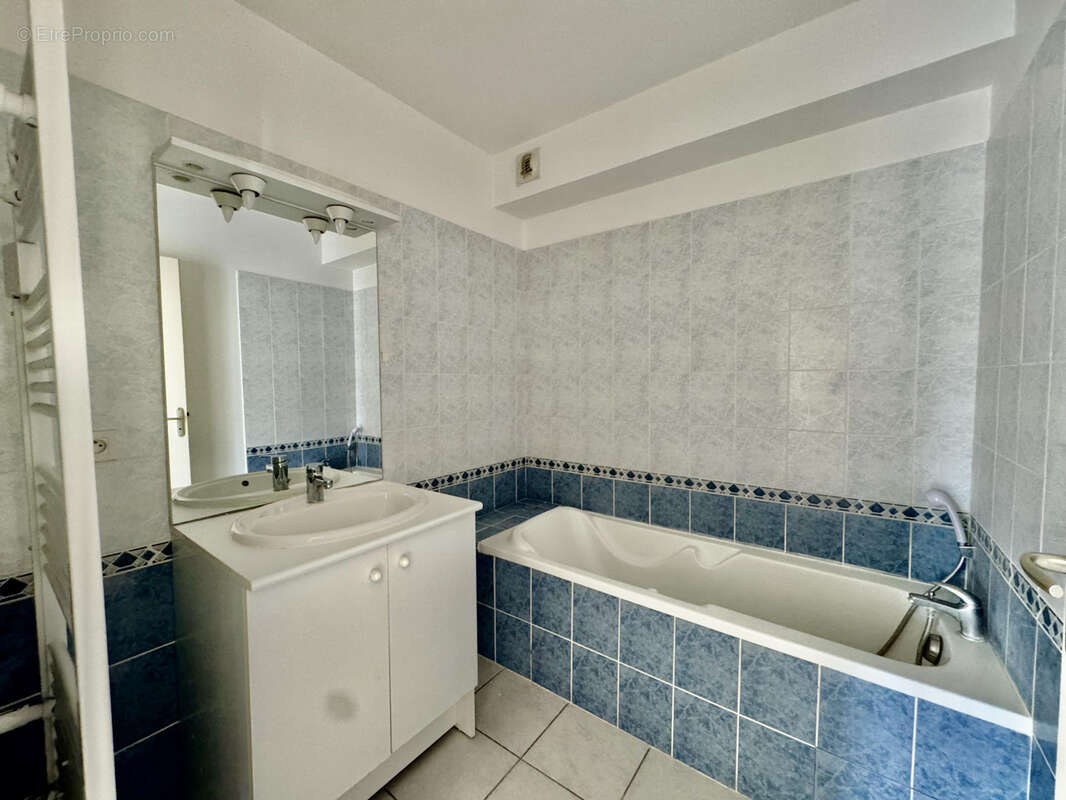 Appartement à BOURGOIN-JALLIEU