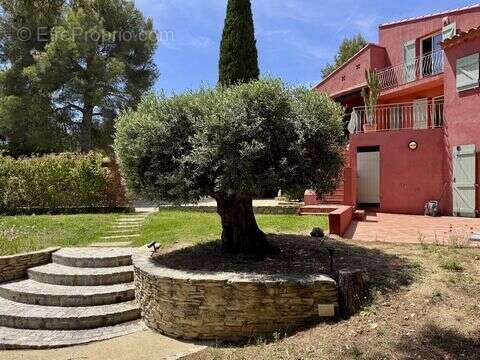 Maison à LA CADIERE-D'AZUR