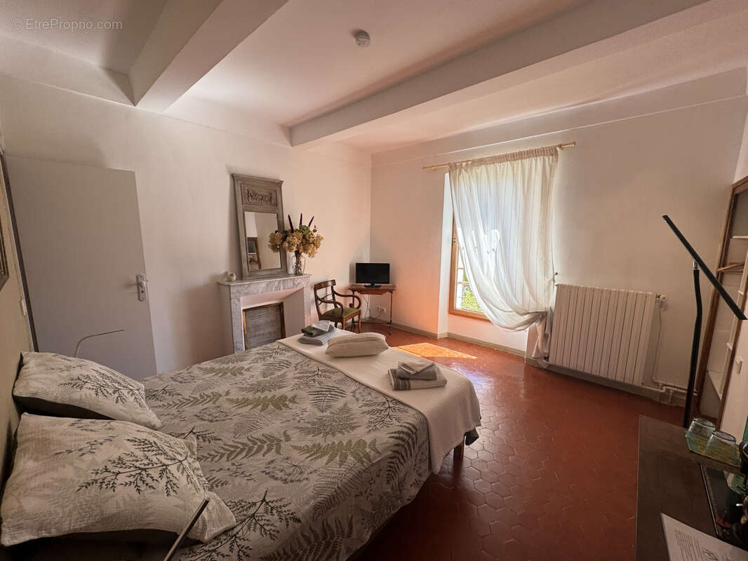 Maison à LA MOTTE-DU-CAIRE