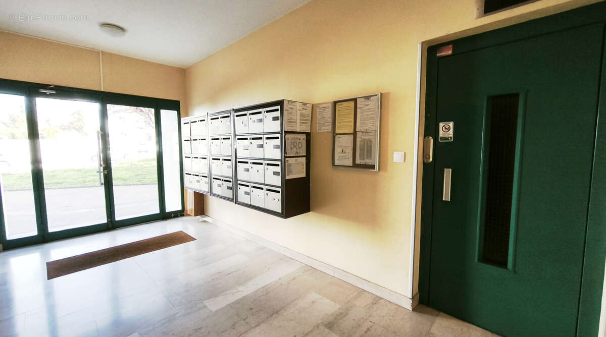 Appartement à SAINT-ANDRE-LES-VERGERS