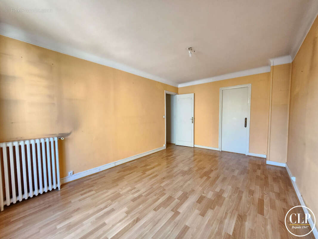 Appartement à MONTREUIL