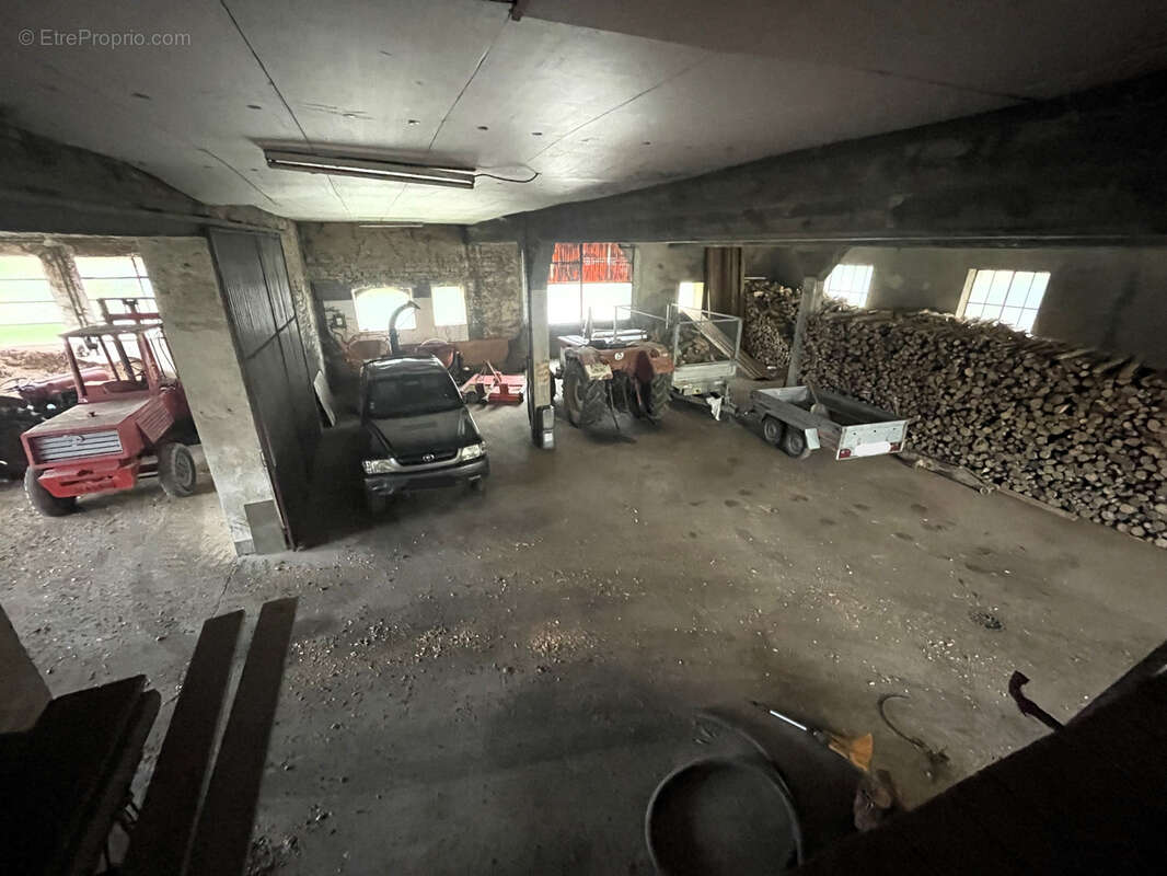 Appartement à VALFROICOURT