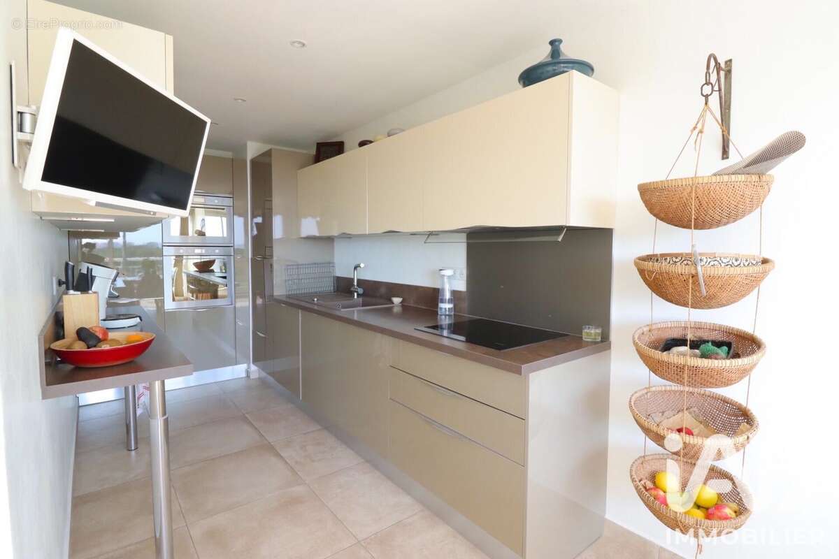 Appartement 58 m² à Mandelieu-La-Napoule  - photo 9