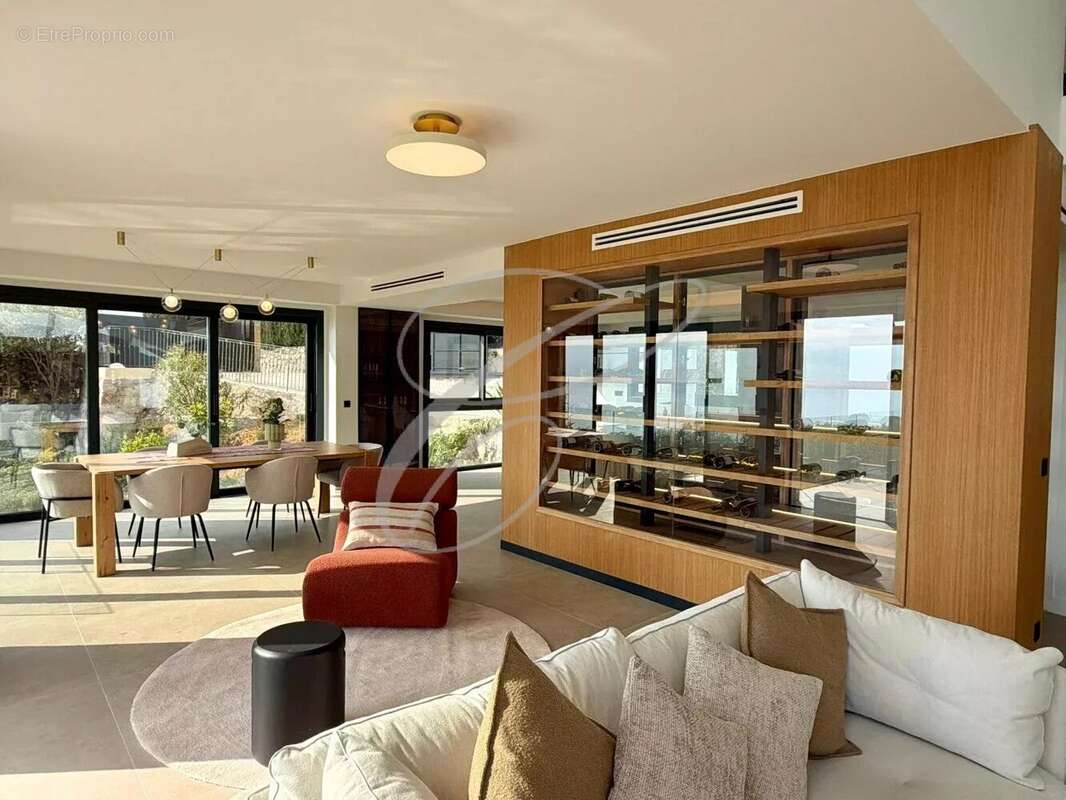 Maison à ROQUEBRUNE-CAP-MARTIN