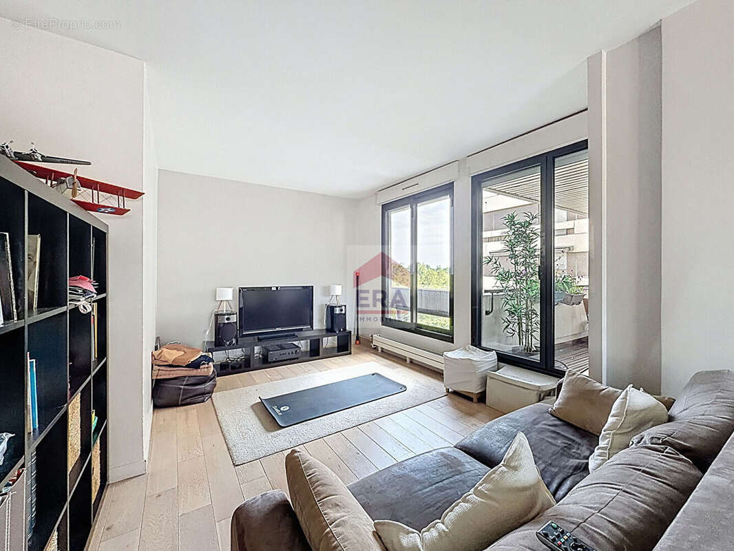 Appartement à SURESNES