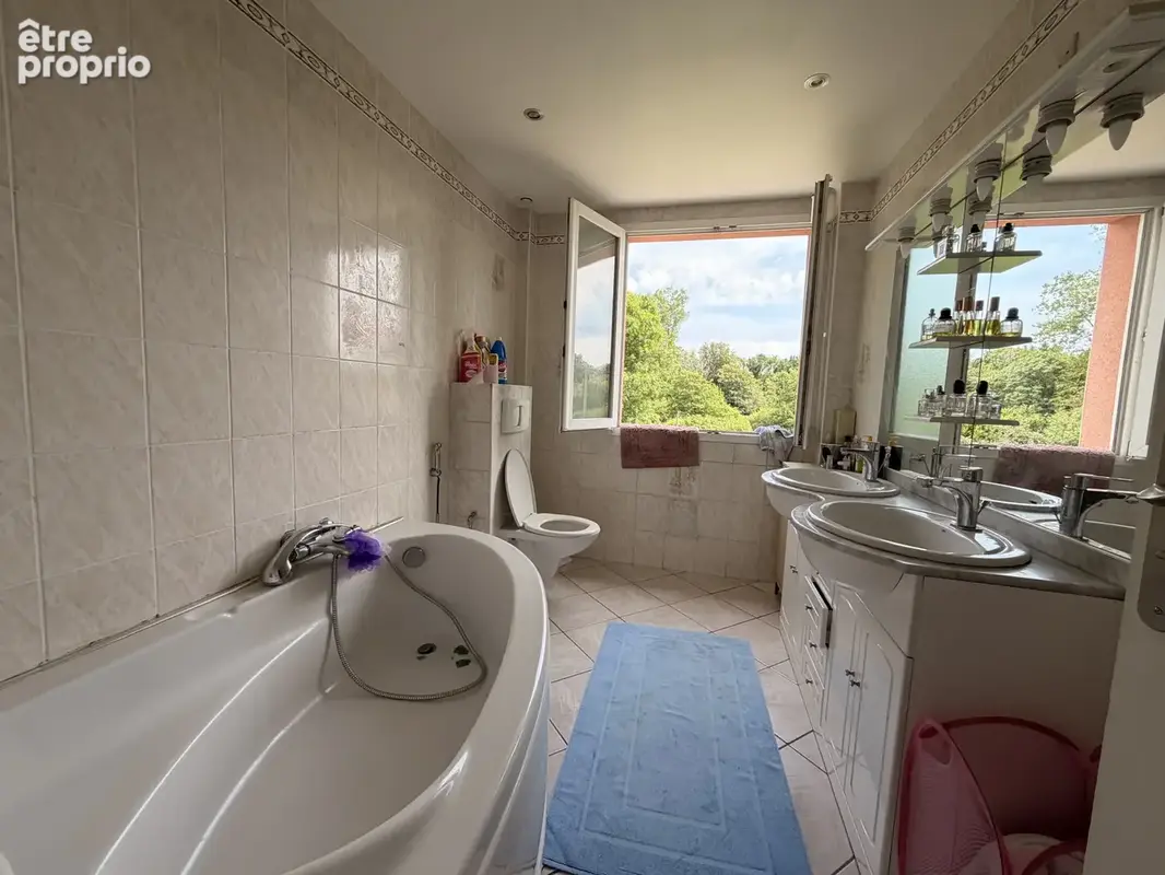 Propriété avec fort potentiel pour un investisseur - photo 9