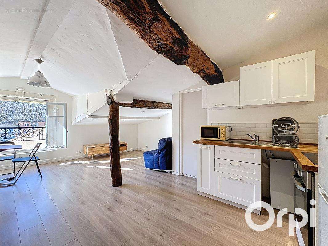 Appartement à VILLENEUVE-LOUBET