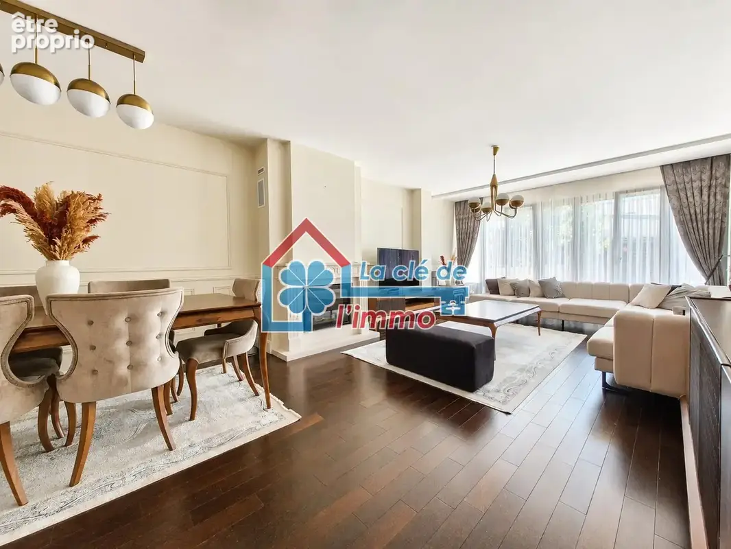 Maison 8 pièces 192 m² à vendre à Moissy-Cramayel (77550) - photo 2