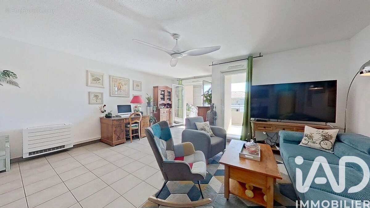 Photo 5 - Appartement à ROQUEBRUNE-SUR-ARGENS