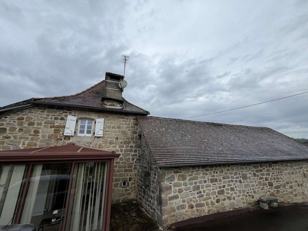 Corps de ferme avec souillière - EXCLUSIVITÉ - photo 17