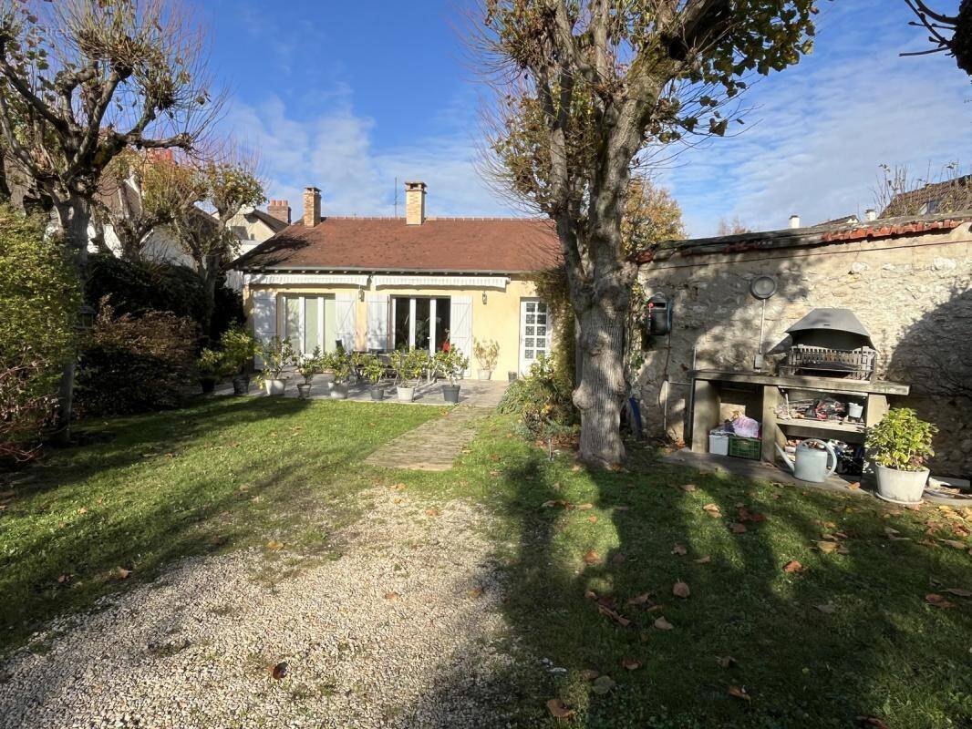 Maison à SAINTRY-SUR-SEINE