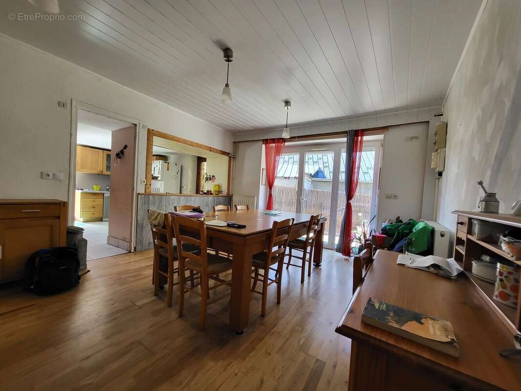 Maison à LIVET-ET-GAVET