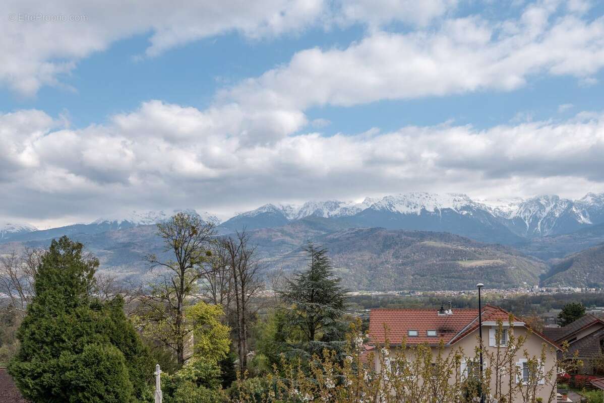 Maison à MONTBONNOT-SAINT-MARTIN