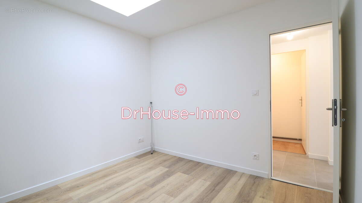 Appartement à SABLONS