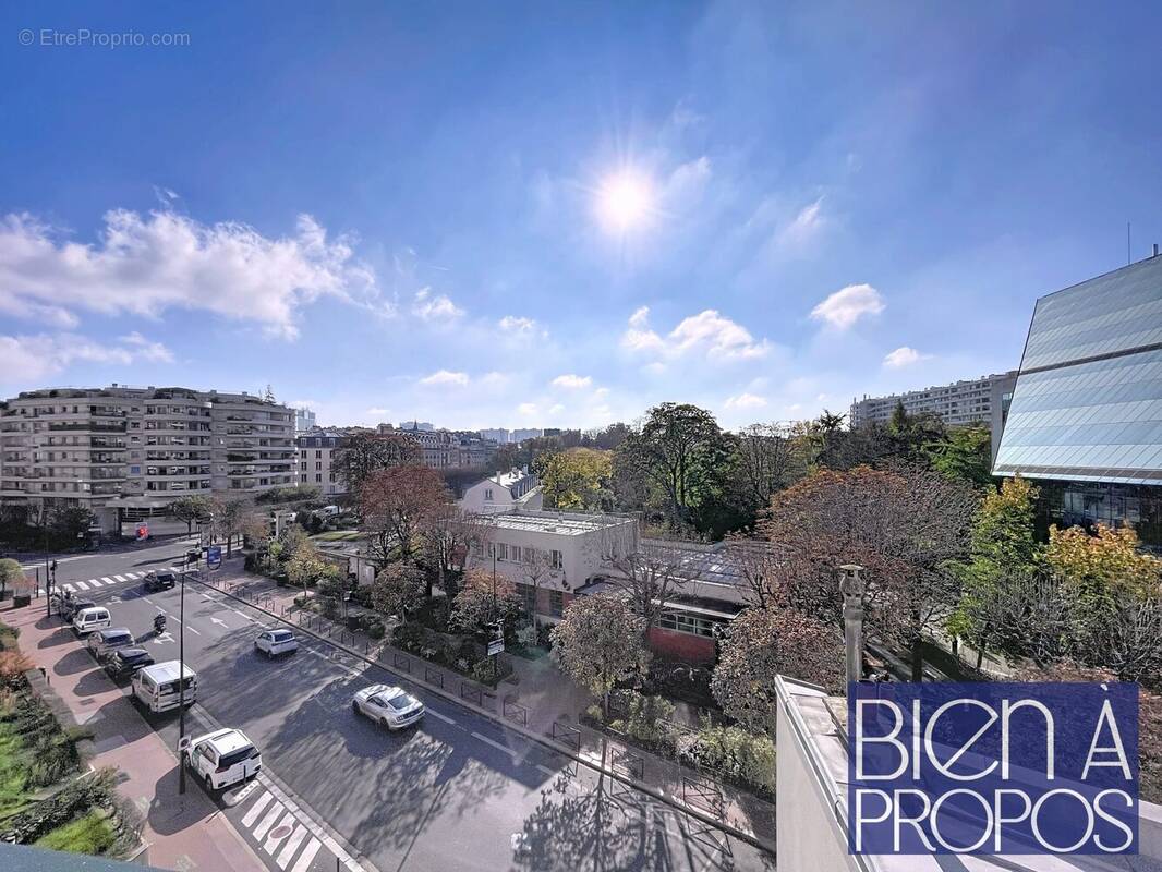 Appartement à LEVALLOIS-PERRET