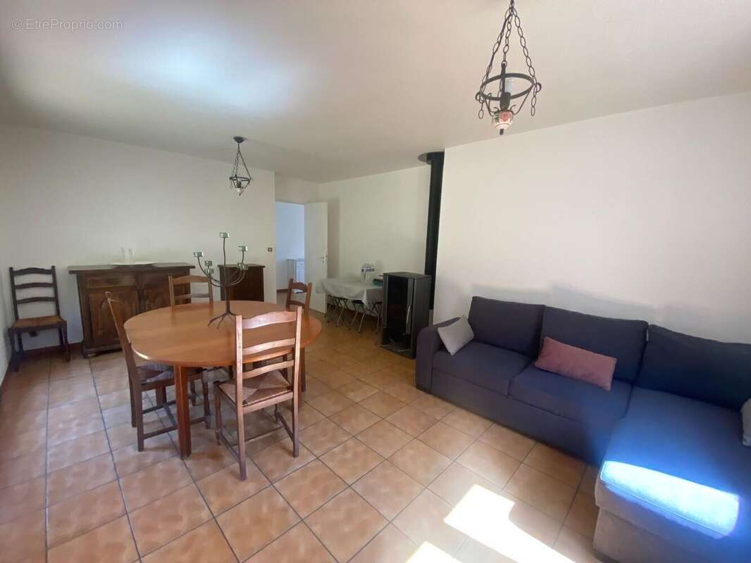 Maison 81 m² à Le Vigean  - photo 4