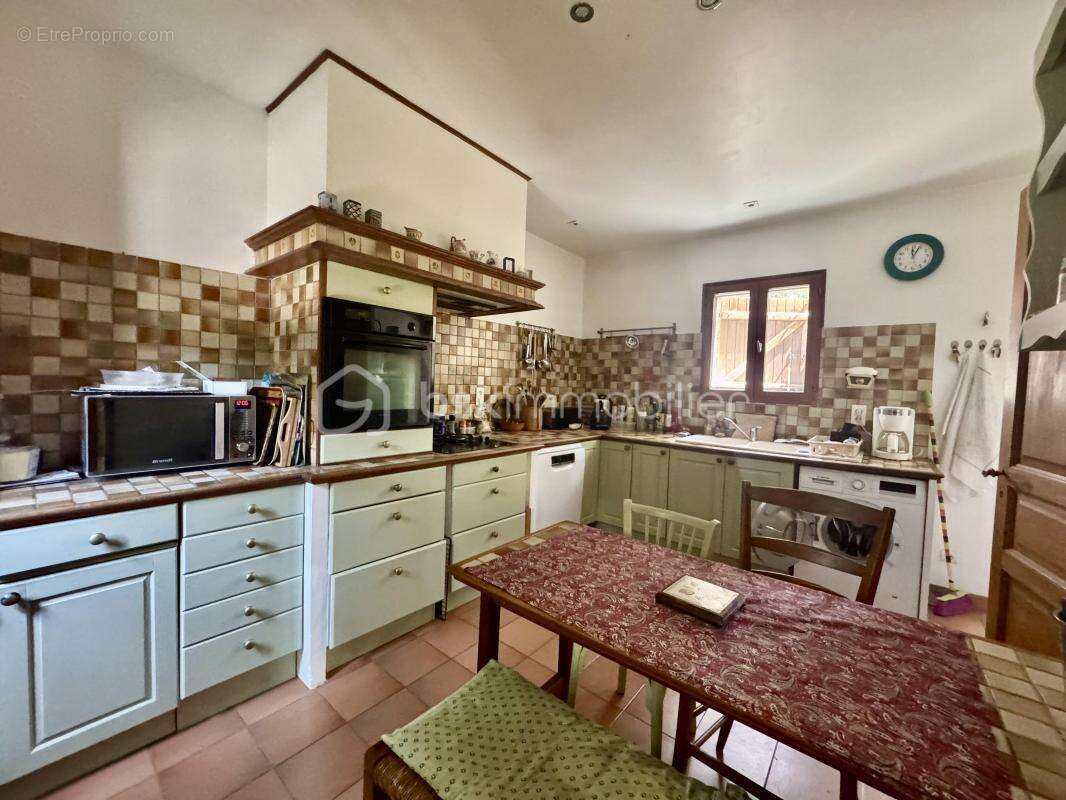 Maison à EGUILLES