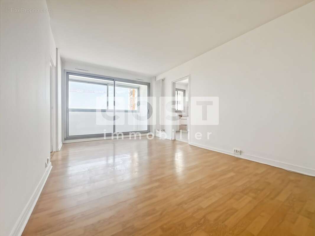 Appartement à COLOMBES