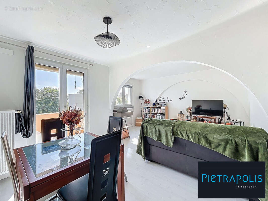 Appartement à CHEVIGNY-SAINT-SAUVEUR