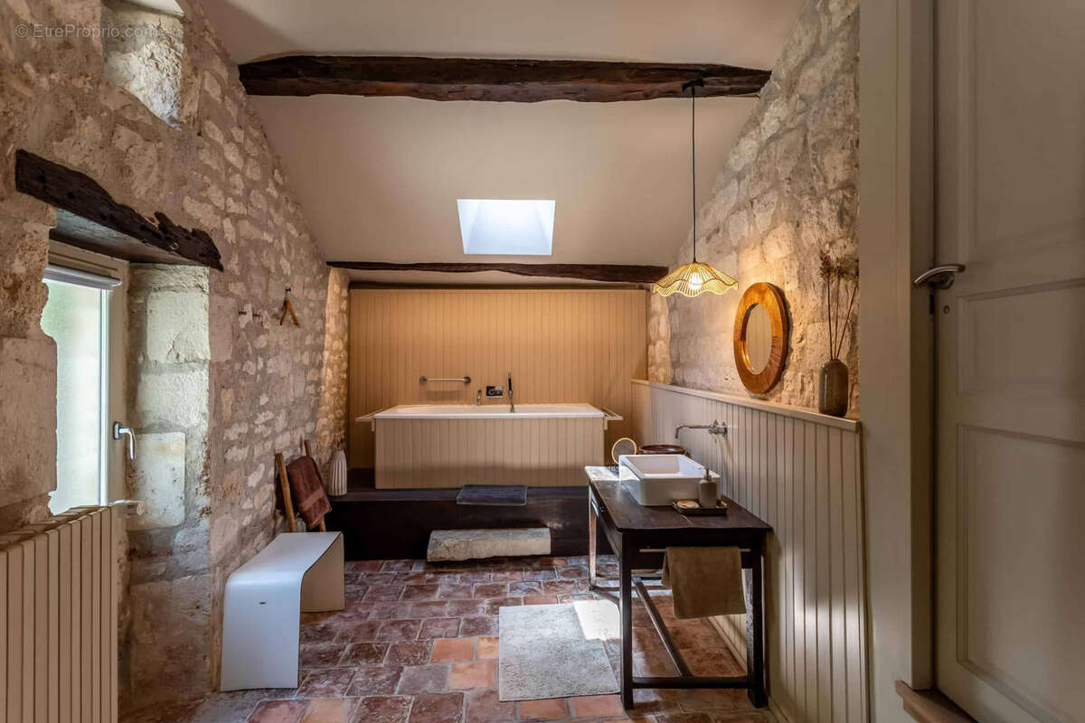 Village house with annexes and garden - photo 34
