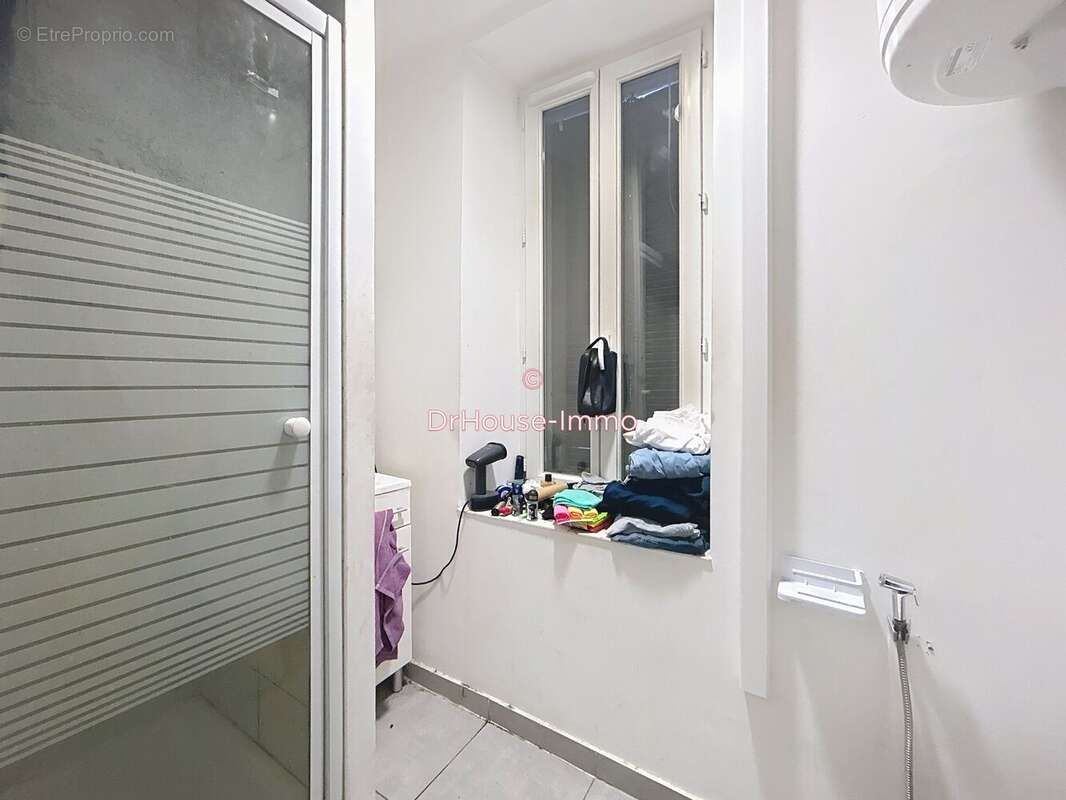 Appartement à MARSEILLE-1E