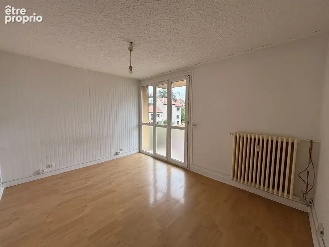 Colline de Villeboeuf  F2 avec balcon - photo 1