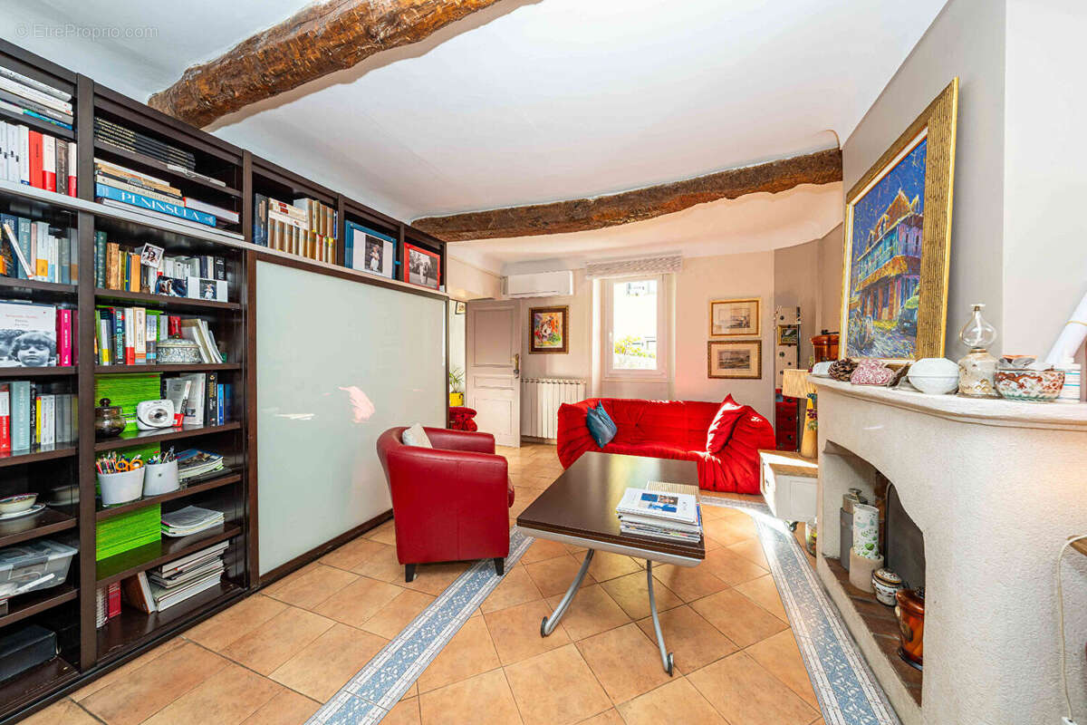 Maison à MOUANS-SARTOUX