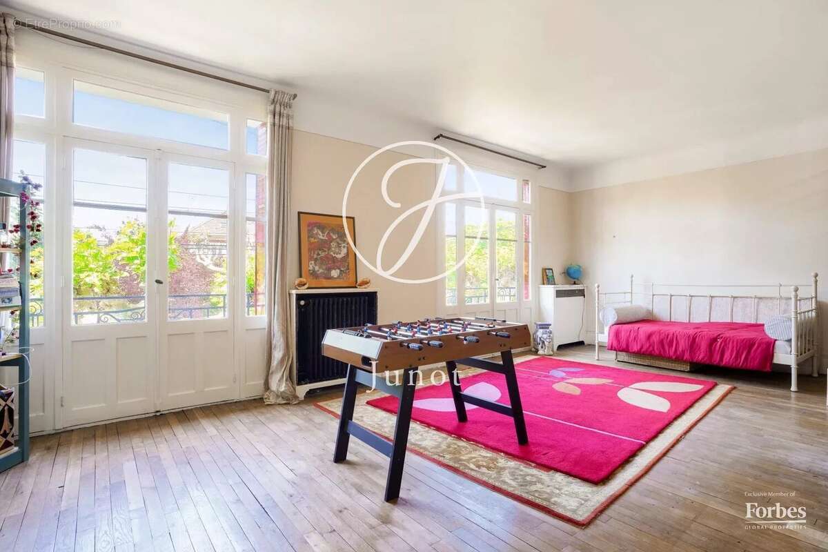 Maison à CHATOU