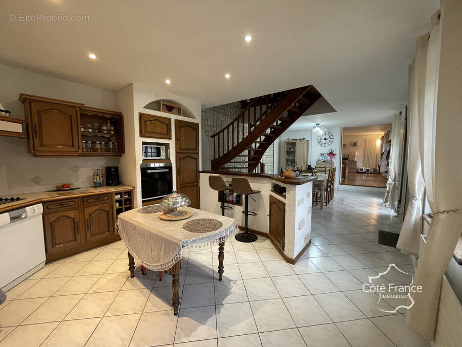 Maison à LESQUIELLES-SAINT-GERMAIN