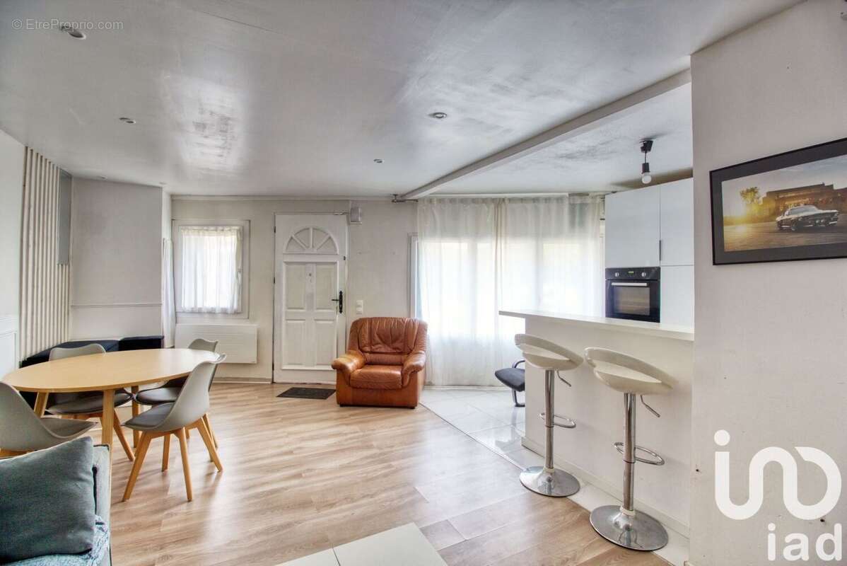 Photo 4 - Maison à MARINES