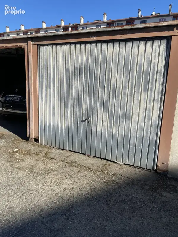 Garage dans une résidence sécurisée - photo 1