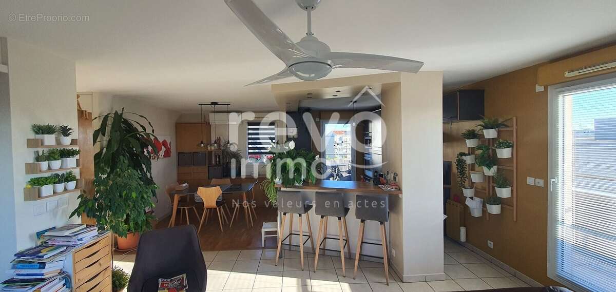 Appartement à VENISSIEUX