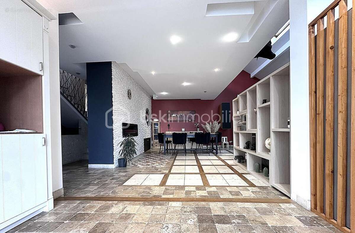 Maison 265 m² à Houilles  - photo 5