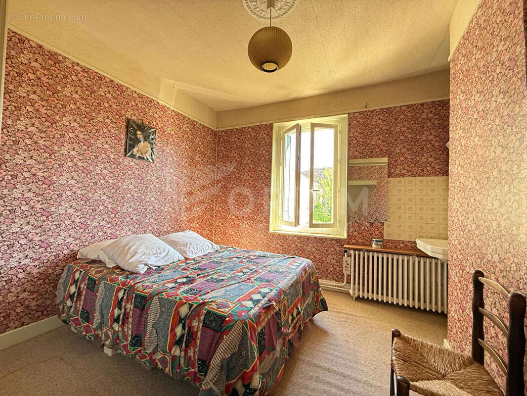 Maison à BONNY-SUR-LOIRE