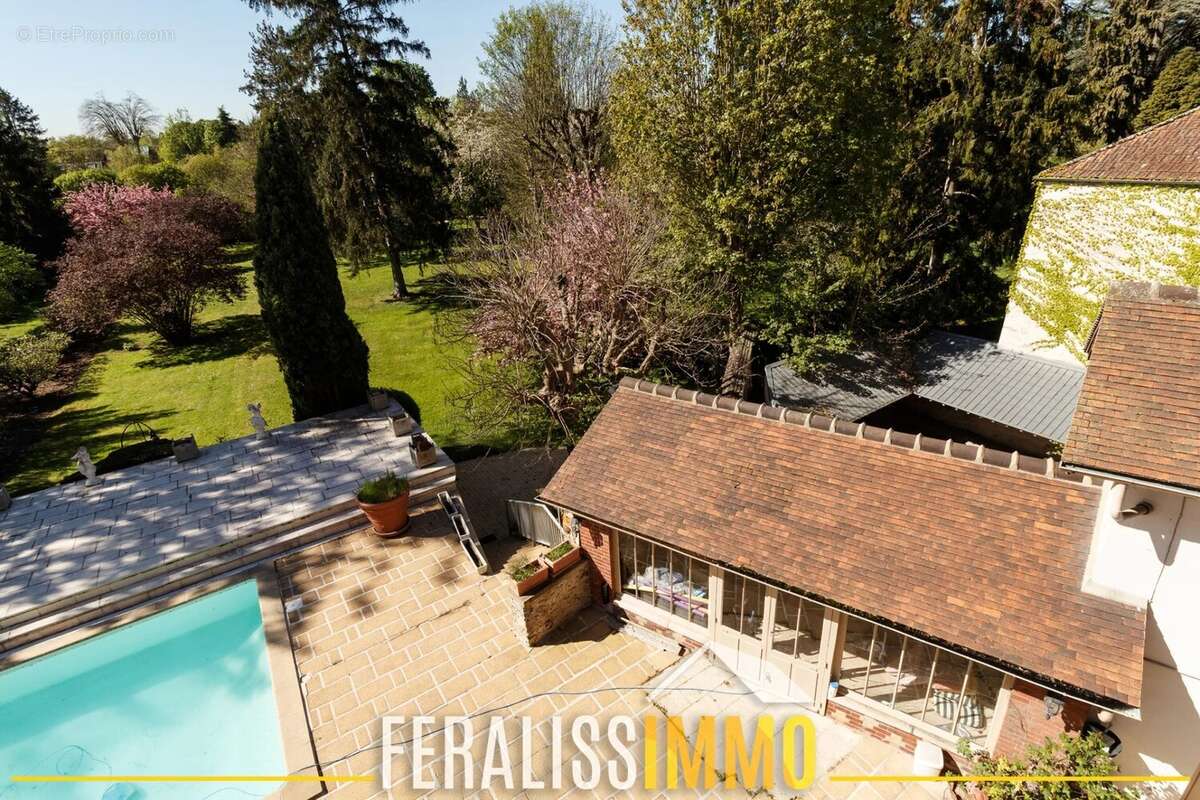 Maison à VAUX-SUR-SEINE