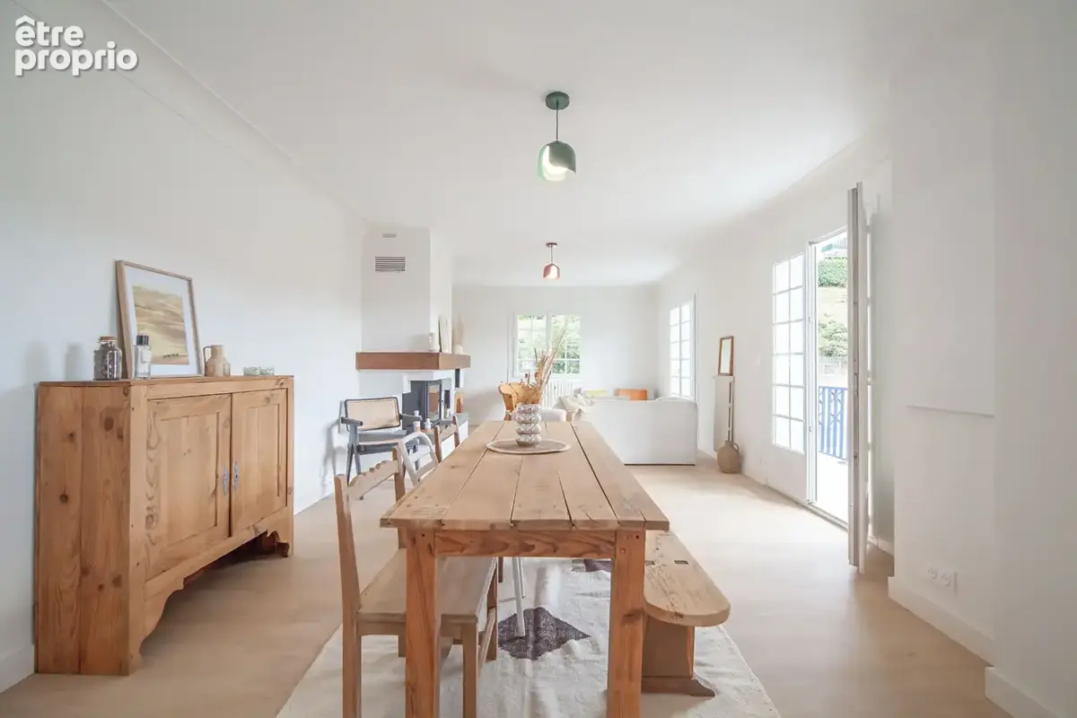 Appartement St Jean De Luz 4 pièce(s) 120 m2 - photo 1