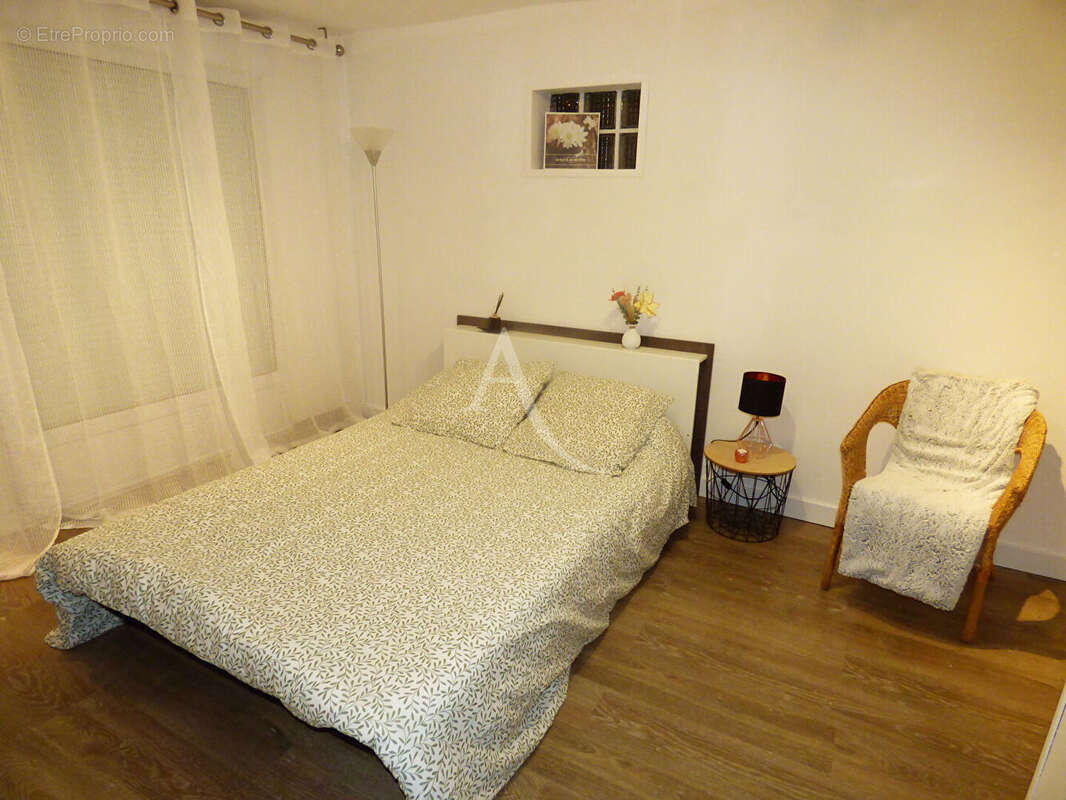 Maison à VIENNE-EN-VAL