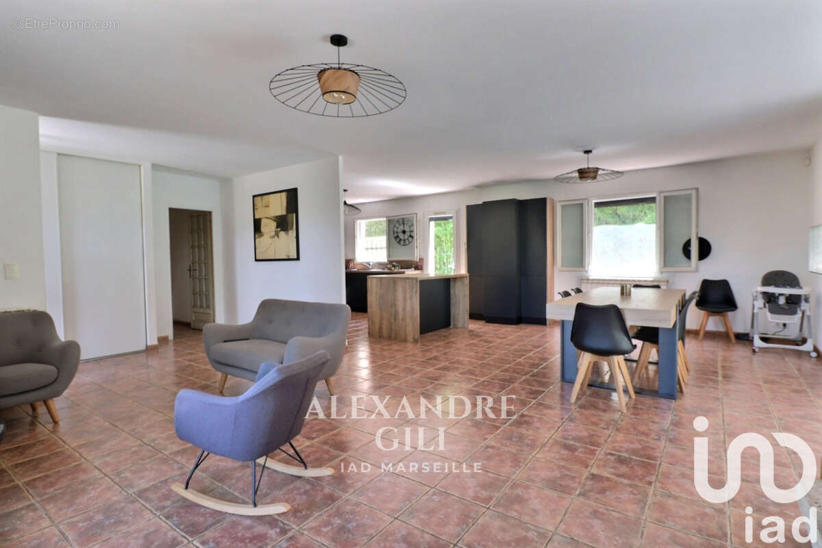 Photo 8 - Maison à MARSEILLE-11E